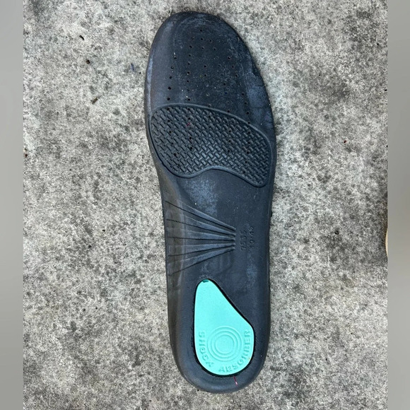 Valentino Garavani Open Rockstud low-top  sneakers, size 41 - Picture 13 of 14